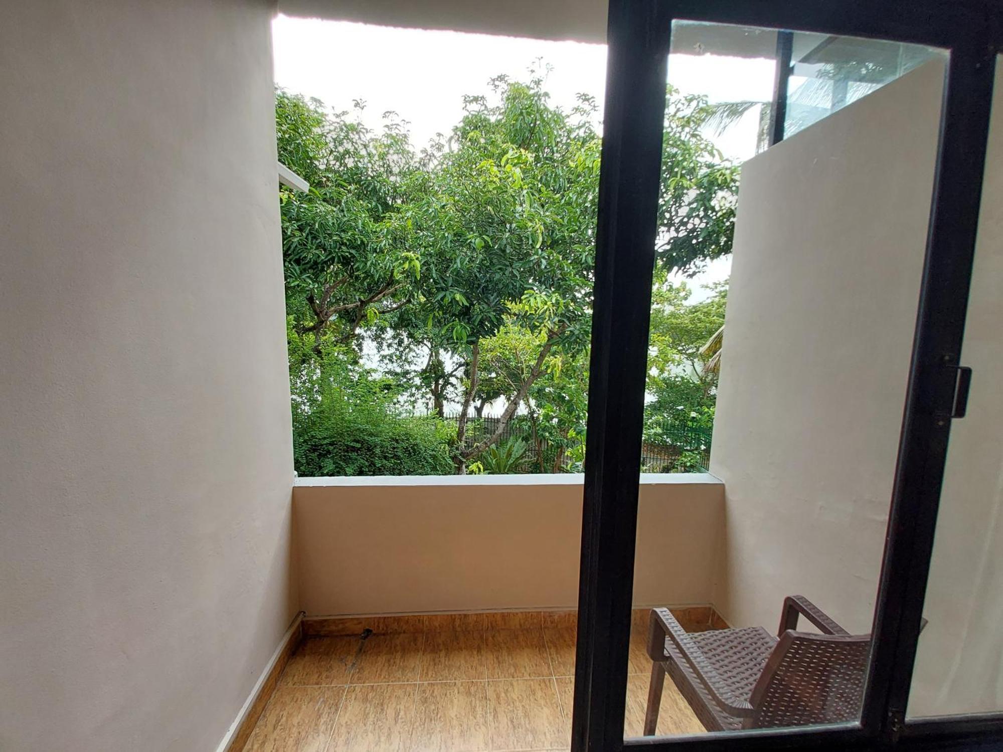 Lake Wave Hotel Anuradhapura Exterior foto
