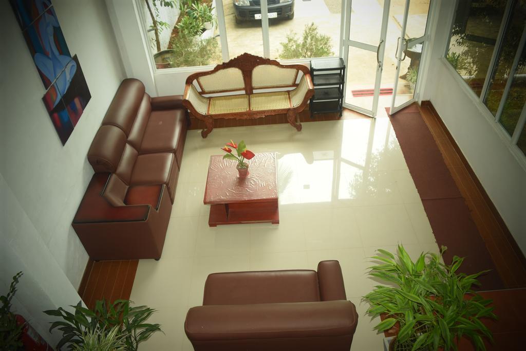 Lake Wave Hotel Anuradhapura Exterior foto